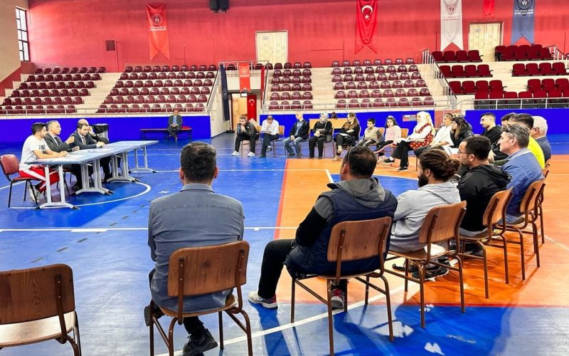 Çal Okul Sporları Yarışmaları Bilgilendirme Toplantısı